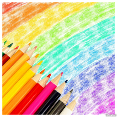イメージ写真。色鉛筆で彩られた虹。