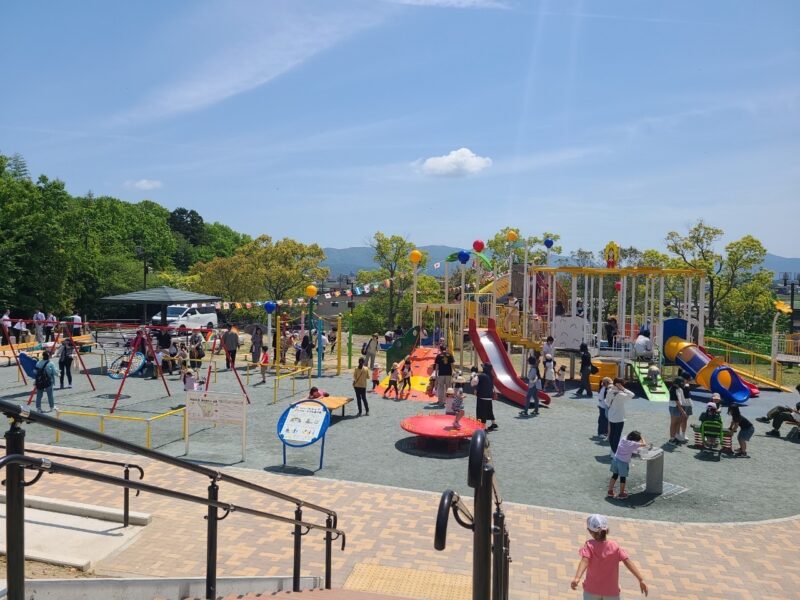 写真:遊び場の遠景。